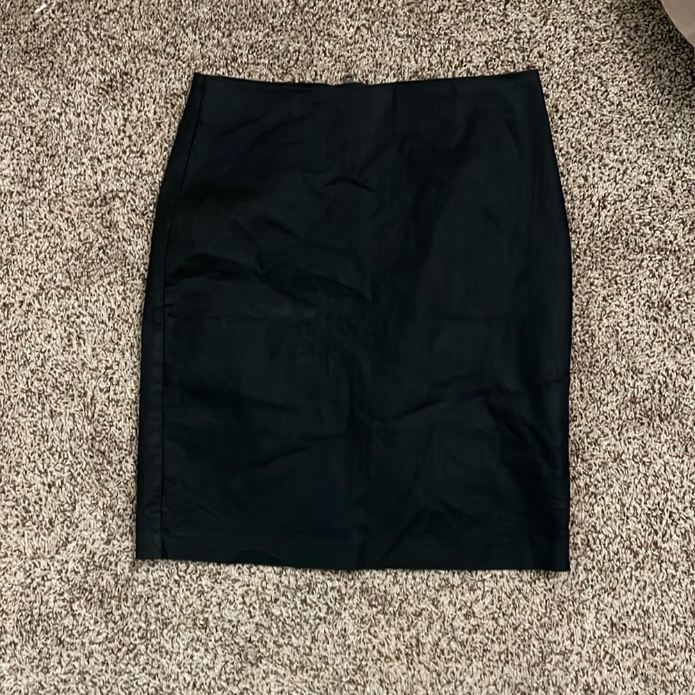 Banana faux leather republic skirt size 28/6R